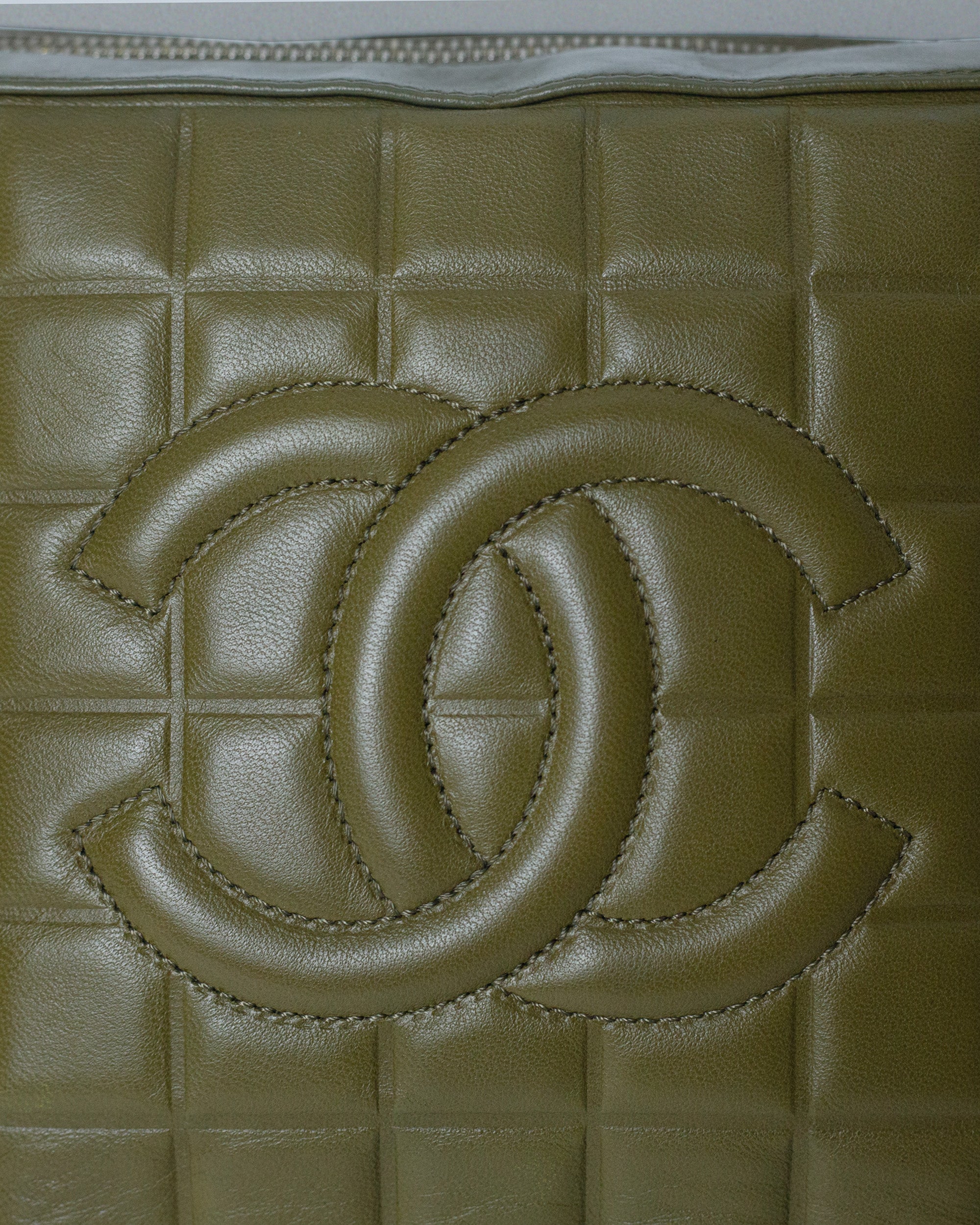 Chanel Chocolate kaki